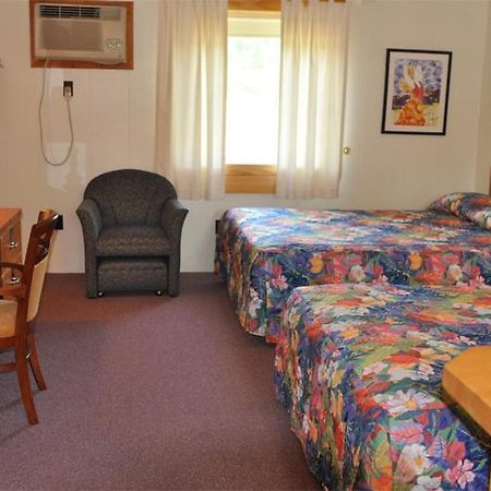 Turnpike Motel Кенебънк Стая снимка