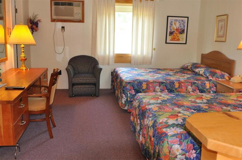 Turnpike Motel Кенебънк Стая снимка